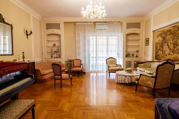 Cinematic video tours for real estate and Airbnb rentals in Greece,Κινηματογραφικά video tours για ακίνητα και Airbnb στην Ελλάδα, real estate video, Airbnb video tours, cinematic walkthrough, property videos ,cinematic lux studio, drone photography