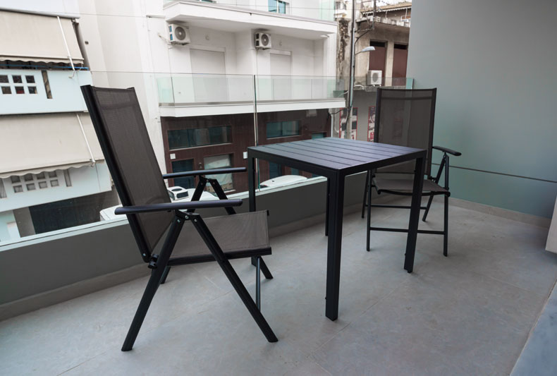 Εξωτερική άποψη, Πρόσοψη κατοικίας ,Φωτογραφία Real Estate, Μπαλκόνι,  Διαμέρισμα στην Καλλιθέα - Cinematic Luxe Studio