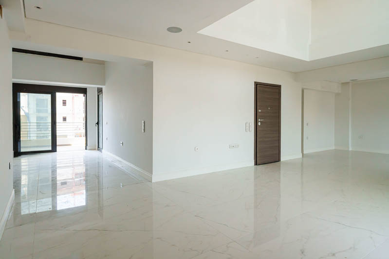 Επαγγελματική Φωτογράφιση, ενιαίου χώρου σαλονιού μεζονέτας στην περιοχή του Ιδρύματος Νιάρχος στην Καλλιθέα Επαγγελματική λήψη με φυσικό φωτισμό και υψηλή αισθητική, Επαγγελματική φωτογράφιση  ενιαίου χώρου σαλονιού, μεζονέτας στην περιοχή του Ιδρύματος Νιάρχος στην Καλλιθέα, με στόχο την ανάδειξη του χώρου μέσα από κατάλληλο φωτισμό και σύνθεση εικόνας - Cinematic Luxe Studio