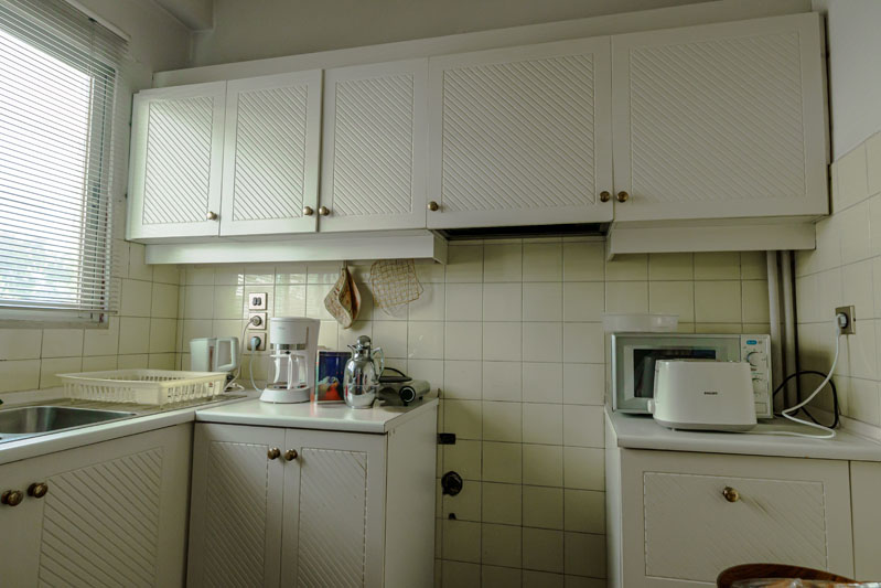 Παλαιό Φάληρο, Κουζίνα, Φωτογράφιση κουζίνα ακινήτου στην περιοχή Παλαιού Φαλήρου επαγγελματική λήψη με φυσικό φωτισμό και υψηλή αισθητική Επαγγελματική φωτογράφιση κουζίνα ακινήτου στην περιοχή Παλαιό Φάληρο, με στόχο την ανάδειξη του χώρου μέσα από κατάλληλο φωτισμό και σύνθεση εικόνας. Κουζίνα  Φωτογράφιση ακινήτου – Παλαιό Φάληρο - Cinematic Luxe Studio