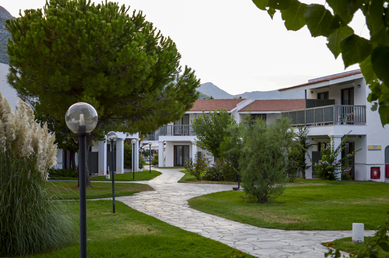 Επαγγελματική Φωτογράφιση, Άποψη των καταλυμάτων του Golden Coast Hotel & Bungalows στη Νέα Μάκρη Επαγγελματική Φωτογράφιση του ξενοδοχείου Golden Coast Hotel & Bungalows στη Νέα Μάκρη, Επαγγελματική Φωτογράφιση των      καταλυμάτων του ξενοδοχείου Golden Coast Hotel & Bungalows στη Νέα Μάκρη - Cinematic Luxe Studio