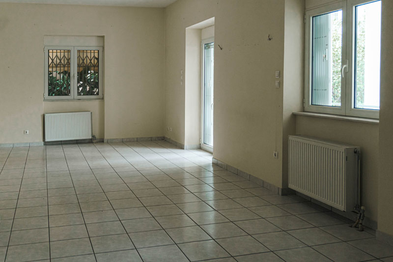 Επαγγελματική Φωτογράφιση, σαλόνι ακινήτου στην περιοχή Ηλιούπολη, επαγγελματική λήψη με φυσικό φωτισμό και υψηλή αισθητική, Επαγγελματική φωτογράφιση σαλόνι ακινήτου στην περιοχή Ηλιούπολη, με στόχο την ανάδειξη του χώρου μέσα από κατάλληλο φωτισμό και σύνθεση εικόνας - Cinematic Luxe Studio