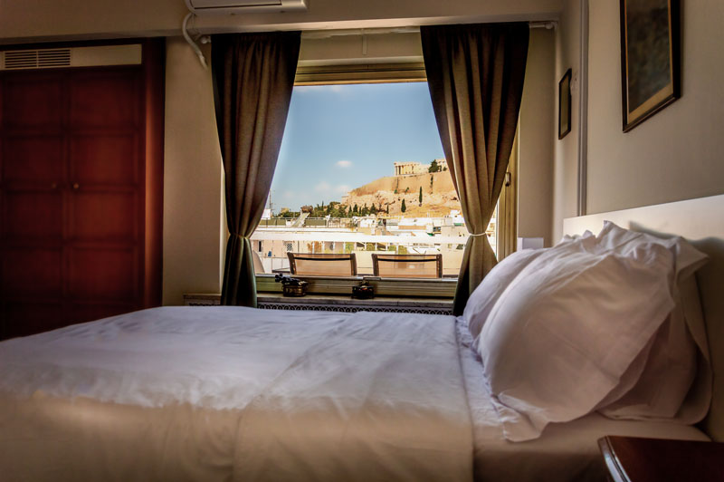 Επαγγελματική φωτογράφιση, Υπνοδωμάτιο Airbnb 6ου ορόφου στο Κουκάκι Αθήνας με θέα Ακρόπολη, Επαγγελματική φωτογράφιση Airbnb,Υπνοδωμάτιο 6ου ορόφου στο Κουκάκι Αθήνας με θέα Ακρόπολη, Ιδανική για την προβολή της καταχώρισης σε ψηφιακές πλατφόρμες - Cinematic Luxe Studio