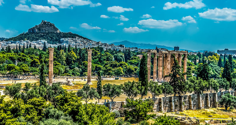 Επαγγελματική φωτογράφιση, Μπαλκόνι 6ου ορόφου στο Κουκάκι Αθήνας με θέα Στύλους του Ολυμπίου Διός, Επαγγελματική φωτογράφιση Airbnb, Μπαλκόνι 6ου ορόφου στο Κουκάκι Αθήνας Κουκάκι Αθήνας με θέα Στύλους του Ολυμπίου Διός Ιδανική για την προβολή της καταχώρισης σε ψηφιακές πλατφόρμες - Cinematic Luxe Studio