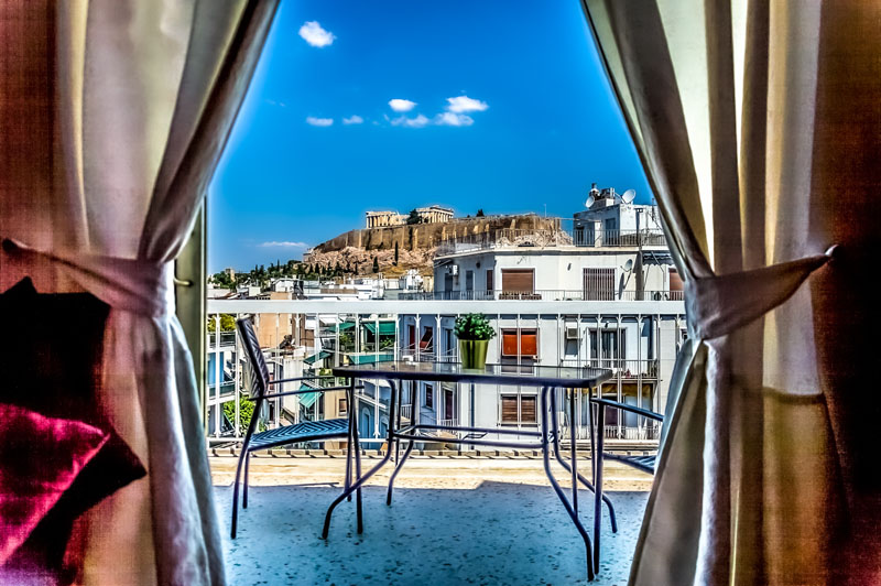 Επαγγελματική φωτογράφιση, Υπνοδωμάτιο Airbnb 6ου ορόφου στο Κουκάκι Αθήνας με θέα Ακρόπολη, Επαγγελματική φωτογράφιση Airbnb,Υπνοδωμάτιο 6ου ορόφου στο Κουκάκι Αθήνας με θέα Ακρόπολη, Ιδανική για την προβολή της καταχώρισης σε ψηφιακές πλατφόρμες - Cinematic Luxe Studio