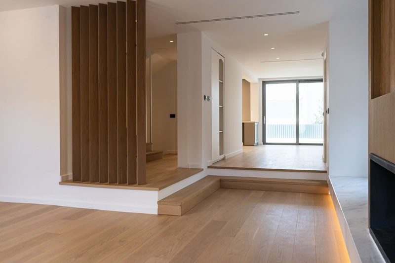 Επαγγελματική Φωτογράφιση, σαλόνι Βίλλας στην περιοχή της Βούλας Επαγγελματική λήψη με φυσικό φωτισμό και υψηλή αισθητική Επαγγελματική φωτογράφιση σαλόνι Βίλλας στην περιοχή της Βούλας, με στόχο την ανάδειξη του χώρου μέσα από κατάλληλο φωτισμό και σύνθεση εικόνας - Cinematic Luxe Studio