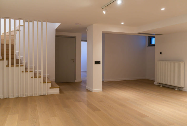 Επαγγελματική Φωτογράφιση, Χώρου Αναψυχής στο κάτω επίπεδο Βίλλας στην περιοχή της Βούλας Επαγγελματική λήψη με φυσικό φωτισμό και υψηλή αισθητική Επαγγελματική φωτογράφιση  Χώρου Αναψυχής στο κάτω επίπεδο Βίλλας στην περιοχή της Βούλας, με στόχο την ανάδειξη του χώρου μέσα από κατάλληλο φωτισμό και σύνθεση εικόνας - Cinematic Luxe Studio