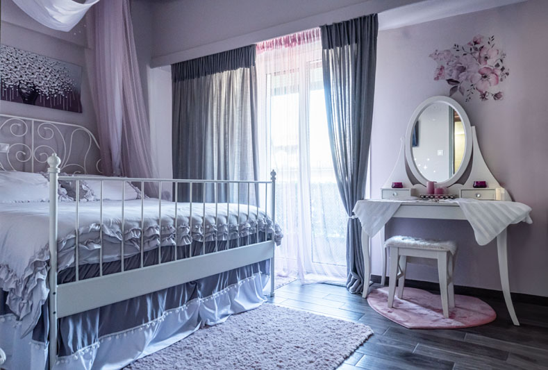 Επαγγελματική φωτογράφιση, Υπνοδωμάτιο Airbnb φωτεινό στο τον Νέο Κόσμο, Λεωφόρος Συγγρού, με θέα Επαγγελματική Φωτογράφιση Airbnb Υπνοδωμάτιο Airbnb φωτεινό στο Νέο Κόσμο, Λεωφόρος Συγγρού, Ιδανική για την προβολή της καταχώρισης σε ψηφιακές πλατφόρμες - Cinematic Luxe Studio