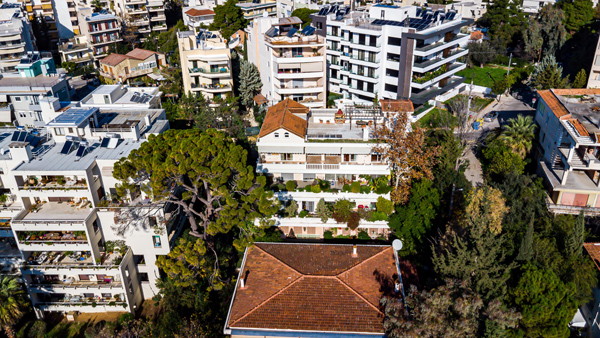 Επαγγελματική Φωτογράφιση, Πανοραμικής φωτογραφίας με Drone, μεζονέτας στην περιοχή του Χαλανδρίου Αττικής   Επαγγελματική λήψη με φυσικό φωτισμό και υψηλή αισθητική, Επαγγελματική φωτογράφιση Πανοραμικής φωτογραφίας με Drone, μεζονέτας στην περιοχή του Χαλανδρίου Αττικής, με στόχο την ανάδειξη του χώρου μέσα από κατάλληλο φωτισμό και σύνθεση εικόνας - Cinematic Luxe Studio 030-6934-260-329